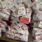 六花亭 - なんと春節向けの詰め合わせ