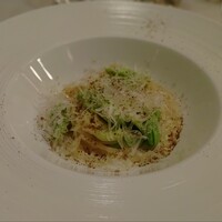 ヴィノ・ヒラタ - スパゲッティ 空豆のカッチョエペペ