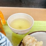 うどん さか枝 - 私は、お茶派(〃￣ω￣)σ