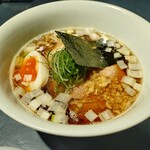 うずとかみなり - 中華そば　醤油 1200円