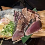 土佐清水ワールド - 鰹の藁焼き。絶対に塩！