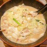 博多ラーメン・ちゃんぽん ひるとよる - モツちゃんぽん