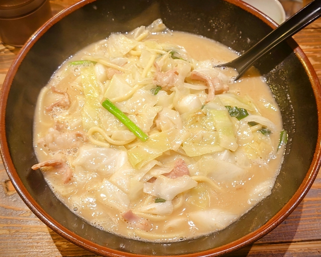 写真 : 博多ラーメン・ちゃんぽん ひるとよる - 赤坂/ラーメン