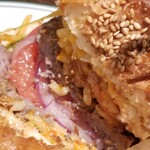 CHILLAX BURGERS&WINE - ナポリタンチーズバーガー