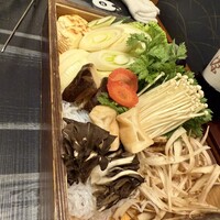 近江源助 - 