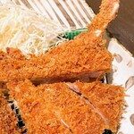 富士喜 人形町 - 骨付きとんかつ