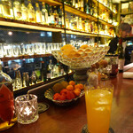 MUSIC BAR berkana - オレンジと炭酸水