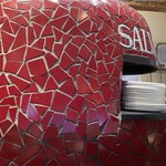 PIZZA SALVATORE CUOMO 四谷 - このお窯、リンゴ型で可愛い〜