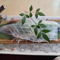 対馬のどぐろとイカ活き造り 博多 魚蔵 - 