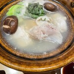 285069442 - てっちり鍋