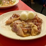焼肉 冷麺 てっちゃん - 親鳥　味つけは塩で注文。塩分強すぎ（涙）