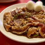 焼肉 冷麺 てっちゃん - カルビ　薄〜いお肉でプルコギみたいな感じ