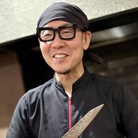 北野坂 木下 - オーナーの木下憲幸シェフは、大阪からイタリアに渡り、数々の星付レストランで修業した後、「Ristorante Due」のシェフを経て、「北野坂 木下」を2020年にオープン