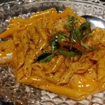 キッチン ハリネズミ - エビクリームペンネ
