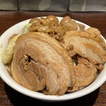 ラーメン 雷 東京本丸店 - 