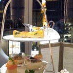 ジャヌ ラウンジ&ガーデンテラス - イブニングハイティー