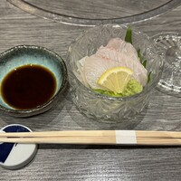 現代割烹 法善寺momo - ブリのお刺身