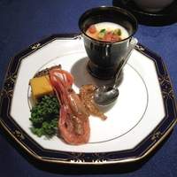 中国四川料理 桃花源 - 花彩小碟（前菜いろいろ）