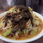 濃菜麺 井の庄 - インパクトありますが、野菜なのでカロリーゼロかも