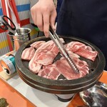 豚大門市場 - サムギョプサル