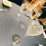 285104979 - スパークリングワインプレゼント！