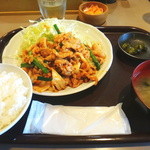 たぬき - 豚キムチ炒め定食