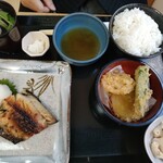 季節料理 舞 - 