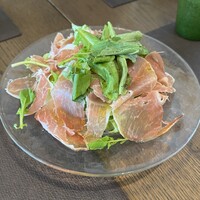 イタリア料理 Tavola D’oro 大阪高島屋店 - 生ハムのサラダ　￥1,800