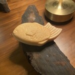 韓式料理 ムグンファ - ★ 最中
      あんこ、苺、ピスタチオアイス、クリームチーズ