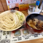 四方吉うどん - 料理写真:肉汁うどん並