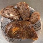 季節の酵母パン punch - レモン酵母のパン