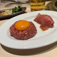 日本橋 焼肉 正剛 - 極みユッケ、牛トロ握り