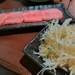 本町肉倶楽部 tongue be - ねぎ塩タンハーフ770円税込み