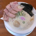 鶏そば さとる - 鶏そば（全のせ