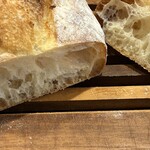 ブラフベーカリー - 仄かで上質なバターとミルクの風味がします♪