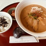 六甲国際ゴルフ倶楽部 レストラン - 