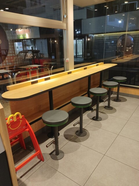 McDONALD’S Iwatsuka Hontori Ten photo 5