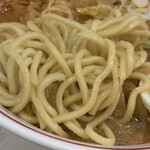 蒙古タンメン中本 - 麺アップ