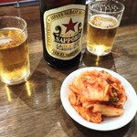 くるみ - 瓶ビール　赤星、キムチ