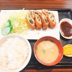 ステーキハウス豊後 - 料理写真:梅しそ巻とんかつ定食1100円