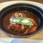 洋食屋　神戸デュシャン - 煮込みハンバーグ