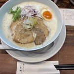 鶏白湯そば 美な味 - 料理写真: