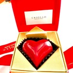 クリオロ 本店 - 存在感のあるハート