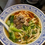 白家功夫拉麺 - 醤油牛肉