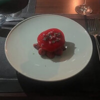 TRATTORIA CREATTA - ブッラータチーズ　3種のベリーのバルサミコマリネ