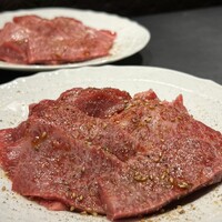 肉 希々 - 