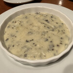 ビストロ ヴィヴィエンヌ - 付け合わせのマッシュポテト