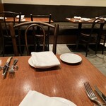 ビストロ ヴィヴィエンヌ - 店内