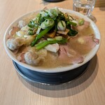桜上水 船越 - 麺はちぢれ麺