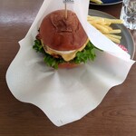 ブルーリバーカフェ - ベーコンエッグ